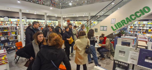 Successo di pubblico per l’esordio di Stefano Marinelli al Libraccio di Firenze